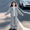Conjunto de Otoño/Invierno para Niñas 2026 Nuevo Casual Estilo Coreano para Niña Chaleco de Lana de Cordero Talla Mediana/Grande Ropa Interior Pantalones Casuales