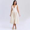 Verão 2025 Novo Vestido Regata Slim-fit Estação Independente Estilo Europeu e Americano Moda Cor Sólida Decote V Vestido Elegante
