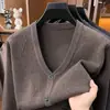 Chalecos para hombres de mediana edad y ancianos para otoño e invierno 2026, estilo nuevo, forrados de polar, chalecos de manga larga para papás, chalecos interiores cálidos para hombres