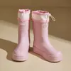 Botas de chuva da moda para mulheres, botas de chuva com boca de sebe, uso externo, lavagem de carro, cozinha, trabalho, sapatos de borracha, sapatos impermeáveis, forrados com lã