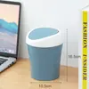 BNBSAtacado Mini Lixeira Nórdica de Mesa Doméstica Sala de Estar Plástico Pequeno Redondo com Tampa