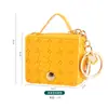 Nuevo Colgante de Bolso de Cuero, Mini Exquisito Moderno Encanto de Bolso Lindo de Cuero PU, Llavero de Bolso de Estudiante Colgante Pequeño