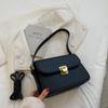 Nova Bolsa Quadrada Pequena Retrô 2021 Bolsa Transversal Feminina Moda de Rua Bolsa de Ombro com Fivela de Travamento Bolsa Leve para Celular