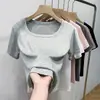 Nova camiseta canelada de manga curta com gola quadrada para o verão, blusa básica fina slim fit para mulheres, top casual versátil