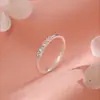 Anillo de Zirconia con Forma de Corazón con Incrustación de Zirconia con Forma de Corazón, Lujo Ligero, Dulce y Delicado, Venta Directa del Fabricante