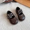 Zapatos Mary Jane de Princesa para Niñas 2026 Primavera y Otoño Nuevos Modernos y Versátiles Planos de Punta Baja Estilo Retro Zapatos Pequeños de Cuero