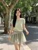 Top de Punto Color Verde Menta con Hombros Rectos y Mangas Cortas para Mujer, Nuevo Estilo 2026, Conjunto de Dos Piezas con Chal, Estilo Suave, Adelgazante y Versátil
