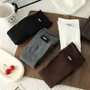 Calcetines de otoño e invierno para mujer, de nuevo estilo, a la moda y tendencia, con un diseño de inspiración francesa, confeccionados en mezcla de algodón, con estampados de letras y un dobladillo simple, estilo coreano, ligeramente ondulado