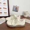 Tenis Blancos de Suela Gruesa para Mujer, Nuevo Modelo Popular 2026, Zapatos Deportivos Casuales de Malla Transpirable, Zapatos de Entrenamiento Alemanes Versátiles y Únicos