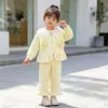 Conjunto de Forro Polar para Niñas Otoño e Invierno 2026 Nueva Moda Cálido de Invierno para Bebés Niñas Conjunto de Dos Piezas