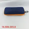 Estuche Portátil para Gafas de Sol con Cremallera y Diseño de Balón de Fútbol, Estilo Nuevo. Moda, Portátil y Resistente a la Presión. Estuche para Gafas de Sol