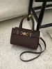 Bolso Pequeño Retro con Estampado de Leopardo para Mujer Otoño e Invierno 2025 Nuevo Estilo Bolso de Hombro Cruzado Bolso de Mano Cuadrado Pequeño Versátil para el Día a Día