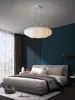 Lámpara de Dormitorio 2026 Nueva Moda Tendencia Celebridad de Internet Ins Estudio Candelabro Nórdico Lujo Ligero Nube Artística Lámpara de Habitación Infantil