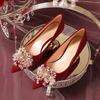 Punta Fina Tacón de Aguja Ante Aplicación Rojo Tacones Altos Festivo Banquete de Boda Vestido Zapatos de Boda Zapatos de Dama de Honor Venta al por Mayor Zapatos de Boda