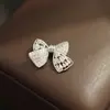Elegante y Sofisticado Broche Mini Lazo Microincrustado de Circonita, Accesorio de Ropa Simple y Versátil, Pin de Solapa, Broche