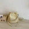 Bolso de mujer de moda 2026 nuevo modelo versátil estilo Chanel con cadena bolso de cubo acolchado para mujer bolso cruzado casual