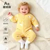 Mono de otoño e invierno para bebé transfronterizo, terciopelo de nube, forro polar, engrosado, traje de gateo cálido, ropa exterior a prueba de viento y frío para recién nacidos