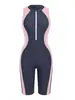 Traje de baño de una pieza deportivo conservador, estilo nuevo 2026, para mujer, disimula el abdomen y estiliza, adecuado para playa, vacaciones y aguas termales, disponible para venta al por mayor