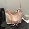 Bolso de Moda 2025 Estilo Coreano Bordado Gran Capacidad Un Solo Hombro Nuevo Bolso de Mujer Tote Mariposa Versátil Casual