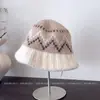 Gorro de Lana Versátil Casual para Mujer en Invierno con Ala de Color Contrastante, Gorro Pequeño de Punto para Resaltar el Rostro, Gorro de Pescador para Protegerse del Frío, Gorro de Pescador