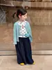 Colección Otoño 2026 Ropa Infantil Estilo Coreano para Niñas Camiseta de Manga Larga Ajustada de Lunares Camisa Base Chaqueta Cardigan de Lunares Coloridos