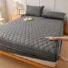 Sábana Bajera Impermeable de Color Sólido Transfronteriza Ajustada Pieza Única Engrosada Acolchada Barrera contra Orina Cubierta de Cama Hoja Protectora de Colchón de Fábrica