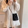 Bolsa Minimalista Estilo Esportivo para Celular Feminina 2025 Novo Estilo Cordão Lona Bolsa Pequena Mini Bolsa Transversal Versátil Porta-Moedas