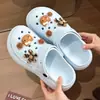 Nuevas sandalias de casa cerradas para mujer, de verano, de EVA con suela gruesa, para hacer tú mismo, con agujeros decorativos, antideslizantes, que aumentan la altura, versátiles y duraderas