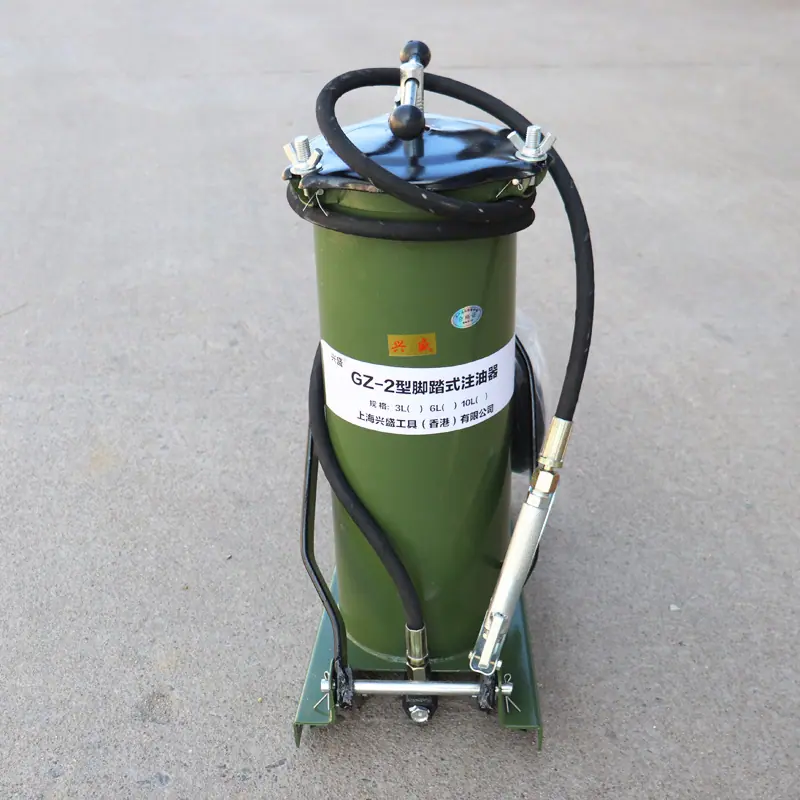 脚踏注油器5