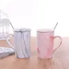 Caneca com Padrão de Mármore Europeu Criativa Cerâmica Copo de Água Casal de Casamento Copo com Tampa Café Leite Caneca Impressão
