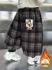 Ropa de Invierno para Niños Pantalones a Cuadros con Más Terciopelo Estilo Coreano Mono Infantil Pantalones de Linterna Sueltos de Terciopelo Pantalones Versátiles para Bebé Transfronterizo