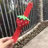 Boneca de Pelúcia Desenho Animado Infantil Pulseiras de Casal Decoração Criativa Barraca de Rua Casamento de Feriado Pequenos Presentes Atacado