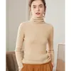 Suéter Básico de Tricô Justo Feminino de Gola Alta Meia-Estação para Outono e Inverno