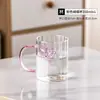 Copo de vidro, estiloso e bonito, adequado para uso doméstico, resistente ao calor, para beber água, café ou leite, com design de borboleta e padrão listrado