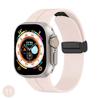 Correa de silicona con hebilla plegable magnética para Apple Watch