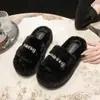 Pantuflas peludas para mujer para usar en exteriores, nuevas y modernas para otoño e invierno 2026, versátiles, con pedrería, suela gruesa, forradas de felpa, tipo slip-on, de algodón