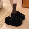 Chinelos de algodão super populares de uma tira 2026, de calçar, com sola macia, de algodão para outono/inverno, novo estilo moderno, chinelos femininos para exterior, felpudos, com sola grossa