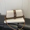 Bolso de hombro pequeño cuadrado cruzado de moda simple chic versátil casual con estampado de celebridad de internet de moda nuevo verano 2026