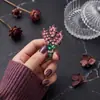 Broche de Aleación Lavanda para Mujer Set de Plantas y Flores Mori con Diamante Corsage Pin Fijo para Ropa Anti-Luz Joyería