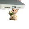 Nuevo tapón de polvo para teléfono de flor plana transfronterizo para gatitos, adorno colgante acrílico para coche, decoración interior de coche de diseño propio de dibujos animados