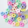 Cuentas de flor hueca en colores macarrón, accesorios para colgante de bolso, accesorios DIY para llavero, cuentas sueltas para cadena de teléfono acrílica