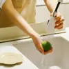 Barreira de Água para Pia de Cozinha, Pia de Lavar Louça, Lavatório, Barreira de Água Anti-Salpicos, Divisória, Tira de Barreira de Água de Silicone Tipo Ventosa