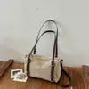 Nuevo bolso de bolos retro de gamuza 2026 para mujer, Nuevo bolso de hombro/bandolera estilo Ins con temática de motocicleta 2026