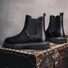 Nuevas botas Martin de suela gruesa para hombre de otoño, botas de caña alta negras de moda y tendencia, botas clásicas versátiles de cuero sin cordones para hombre