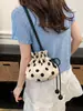 Bolso de Lunares para Mujer, Nuevo Bolso de Hombro y Axila de Moda Trendy para Verano 2026, Bolso Cruzado Tipo Cubo Versátil y Exquisito