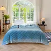 Nueva Manta Jacquard de Color Degradado con Patrón Meiling, Chal para Aire Acondicionado de Oficina, Manta Cálida para Dormitorio y Sala de Estar