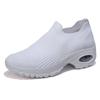 Sapatos Femininos Casual Coringa Verão Air Cushion Running Shoes Fly-Woven Respirável Sapatos Preguiçosos Slip-on Sneakers Atacado