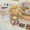 Buquê de Bonecas Desenho Animado Produto Acabado, Pelúcia Urso Manteiga, Urso Morango, Presente para o Dia dos Professores, Aniversário de Amigo, Peça Decorativa
