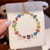 Pulseira pingente geométrico de flor de zircônia cúbica estilo europeu e americano, elegante e versátil, uma peça de joalheria delicada e luxuosa com um toque de alta qualidade, um acessório único e estiloso para mulheres