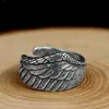 Anillo retro con alas para hombre, tendencia de personalidad, anillo abierto, moda, plata tailandesa envejecida imitación, anillo para dedo índice de hombre con pluma